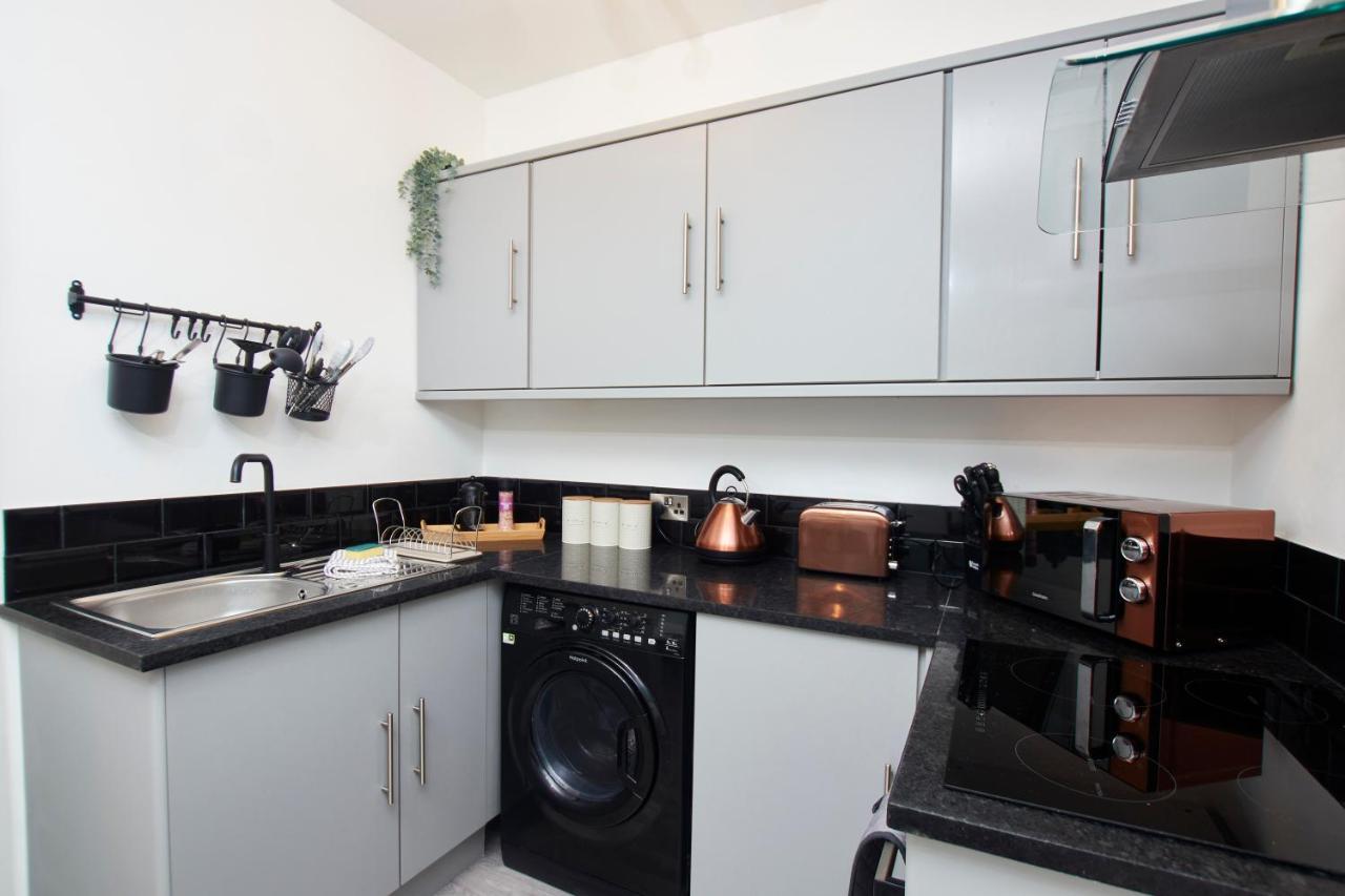 Stunning Two Bedroom Apartment By Purestay Short Lets & Serviced Accommodation Warwickshire With Parking Stratford-upon-Avon Luaran gambar